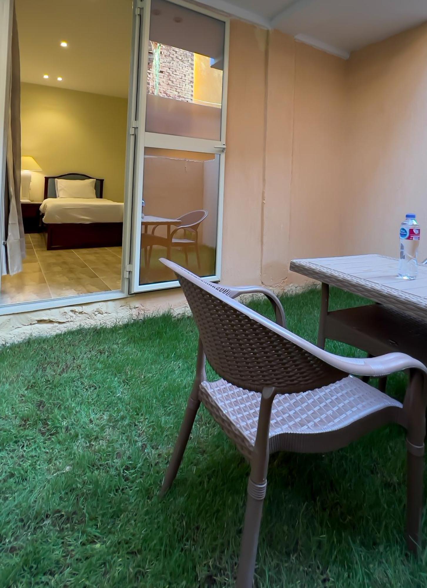 Giza Pyramids Inn Kafrat al Jabal Room photo