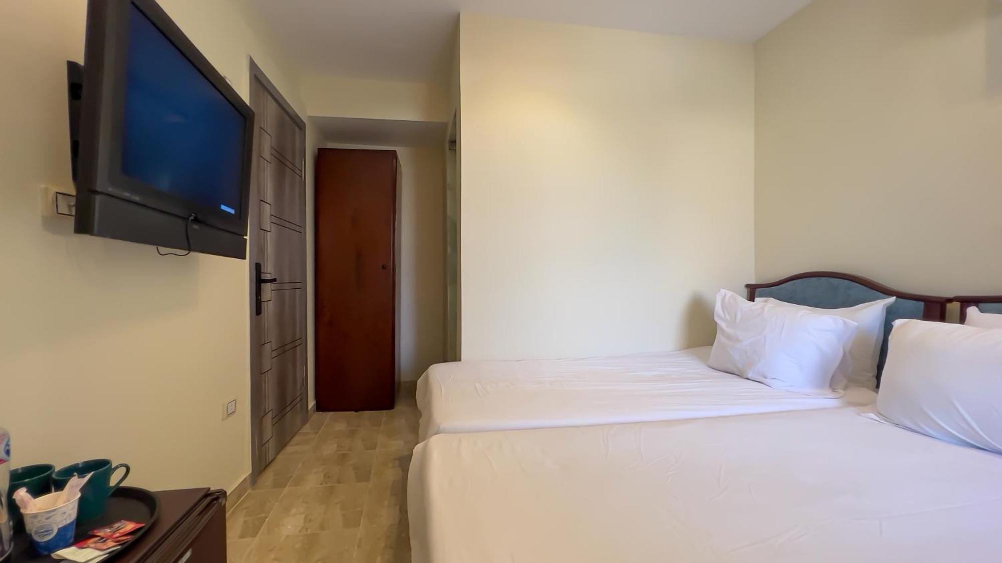 Giza Pyramids Inn Kafrat al Jabal Exterior photo